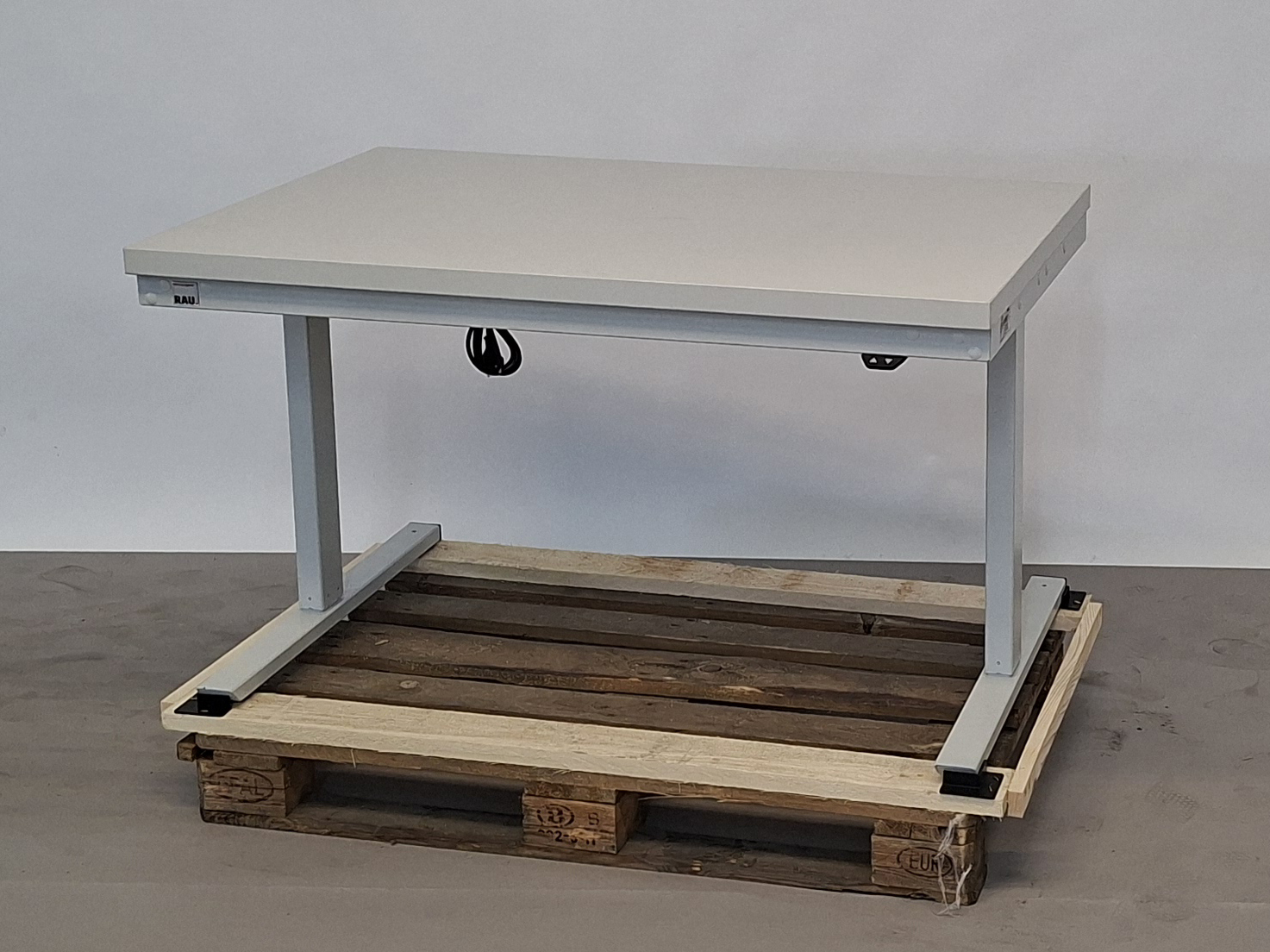 Arbeitstisch Serie adlatus
